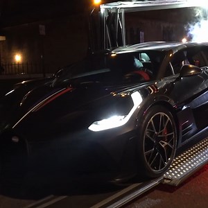 BILLIONAIRES hypercar collection arrives in London | Lovecars