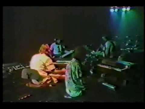 Pink Floyd - Another Brick in the Wall part 2 (Live)