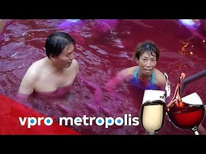 Wine bath in Japan - vpro Metropolis 2014