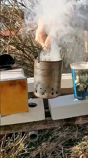 1 min. Tip Smoker Heating up Beekeeping like Jupp