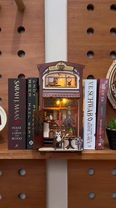 Mini coffee shop for the coffee lovers ☕ #booknook #miniatures #bookstagram #booklover #coffeelover #crafts #books #diy #gift #byanavrin | Anavrin