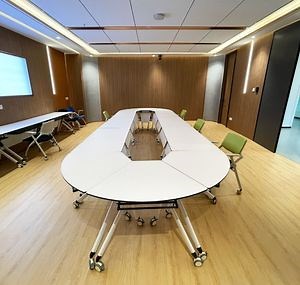 [Hot Item] Office Furniture Debo Customized Size HPL Compact Laminate Table