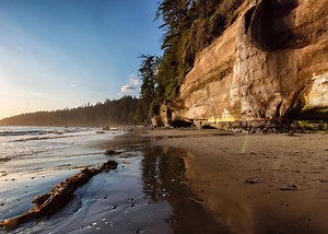 Mystic Beach - 4km Hike With A Stunning Climax