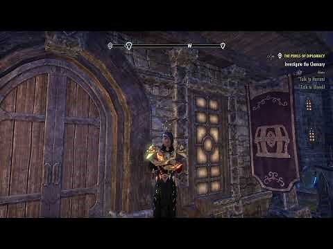 How to purchase and equip a guild tabard in ESO