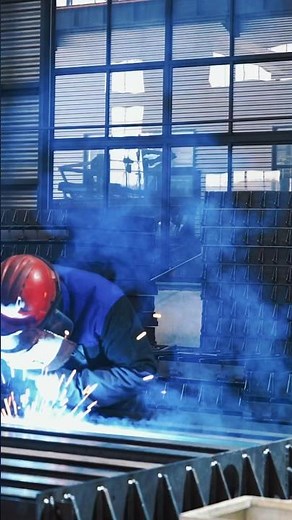 Dock Leveler | Power meets precision