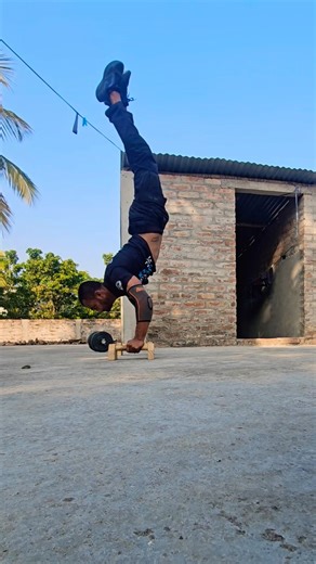 What The Strength🤯 #calisthenics #fitness #strength #workout #commandotraning #nsgcommando #commando