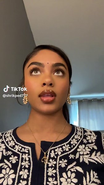 Diwaliii | Side Part Ponytail