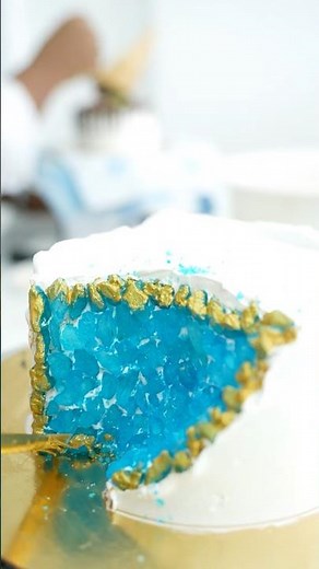 Geode Stone Cake Tutorial #tutorial #cakedecorating #bakinghubacademy #baking