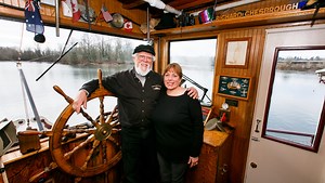 Contrary to what Craigslist says, Willamette Queen sternwheeler isn’t for sale