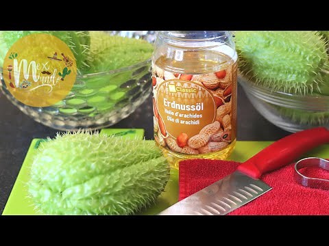 How to PEEL CHAYOTE ★ Without Irritating Your Hands! @Mex Mundo