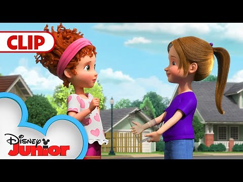 The Price of Being Nice | Fancy Nancy | ‪@disneyjr‬