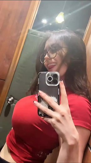 liv_onlyfans (@liv__onlyfans)’s videos with Bad Girlfriend - Theory Of A Deadman