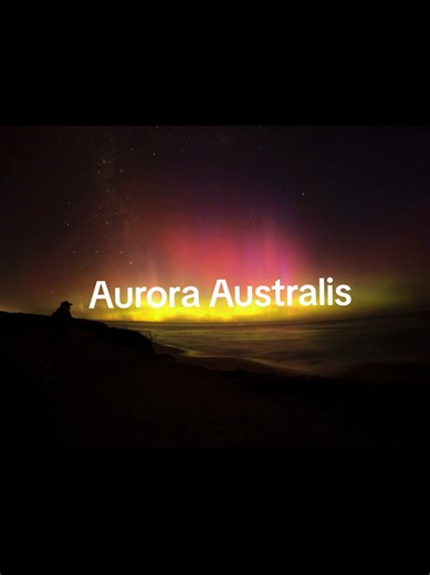 Chasing the Aurora Australis: A Night Adventure