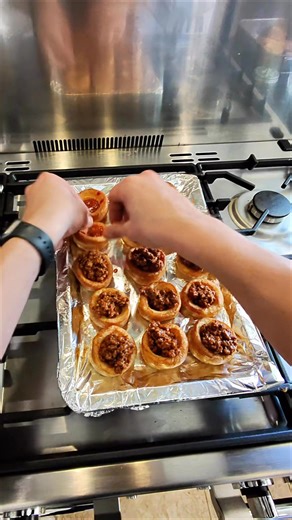 Simple and easy part food trick…. What you reckon of these?? #food #foods #party #eats #eating #fun #familytime | Grumpy Northern Foodie