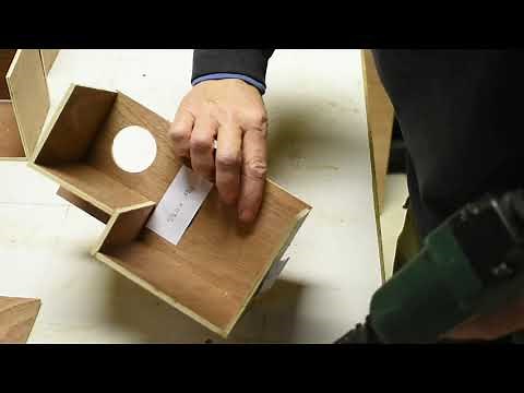 Je fabrique des nids pour mes Padda de Java