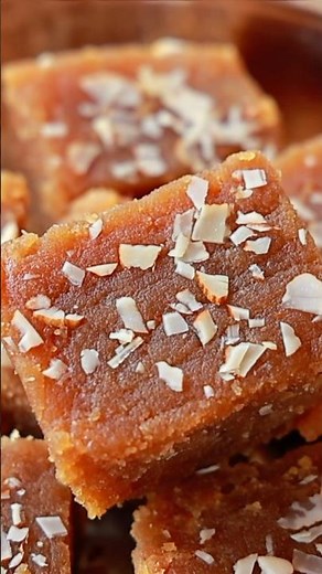 ഗോതമ്പ് പൊടി കൊണ്ട് കിടു സ്വീറ്റ് 👌😋Wheat Halwa Snack#wheat #halwa #sweet #shameeskitchen #shorts