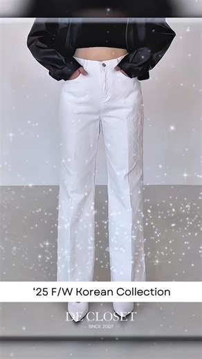 🎄𝐂𝐡𝐫𝐢𝐬𝐭𝐦𝐚𝐬 𝐒𝐚𝐥𝐞 𝐨𝐧 𝐍𝐞𝐰 𝐊𝐨𝐫𝐞𝐚𝐧 𝐂𝐨𝐥𝐥𝐞𝐜𝐭𝐢𝐨𝐧 Pure, poised & unmistakably chic, this pair of jeans is designed with a sleek & artisanal quilted, tweed finish. Fabric is feather-soft on skin with thoughtfully engineered stretch for a superior wearing experience. 𝐂𝐨𝐥𝐨𝐮𝐫: White 𝐒𝐢𝐳𝐞: F/ L 𝐌𝐚𝐝𝐞 𝐢𝐧 𝐊𝐨𝐫𝐞𝐚 🎅🏻 𝐕𝐈𝐏 𝐏𝐫𝐨𝐦𝐨 🎅🏻 1-5pcs = 20% Off Above 5pcs = 25% Off ⛄️ 𝐂𝐡𝐫𝐢𝐬𝐭𝐦𝐚𝐬 𝐏𝐫𝐨𝐦𝐨 ❄️ 1-5pcs = 10% Off Above 5pcs = 15% Off 𝘌𝘯𝘫𝘰