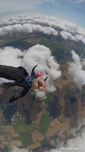 Who knew this happens above your head in the skies? | UK Parachuting
