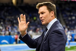 NFL Coverage Map Week 16: Updated TV Broadcast Schedule and Announcers for FOX, CBS, and More