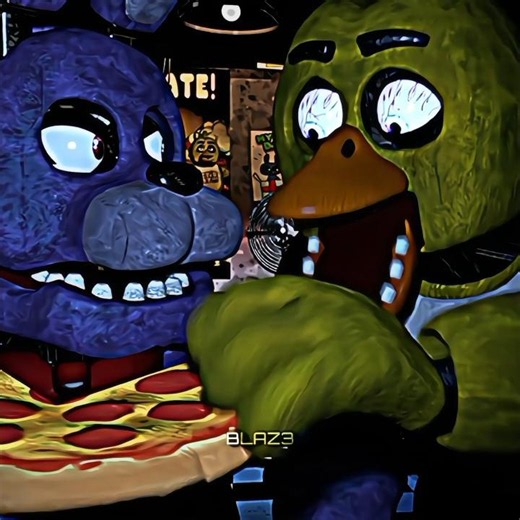 Chica Fights for Pizza With Bonnie 💀 #edit #fnaf #bonnie #chica #toychica #fypシ #shorts