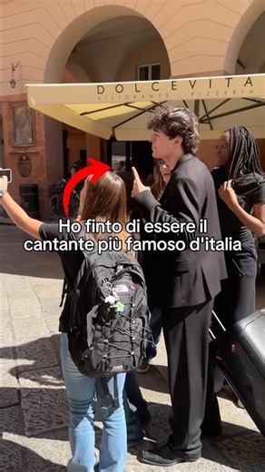 I BECOME THE MOST FAMOUS SINGER IN ITALY😍