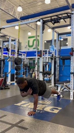 Exercise Library: Plank Shoulder Taps