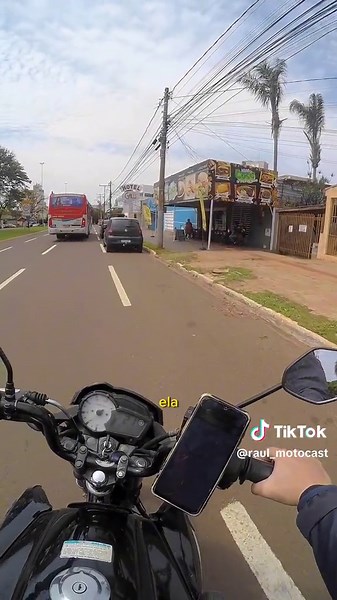 Dia complicado na rotina de um motoboy em Brasília