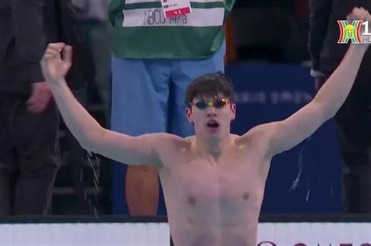 Olympic 2024: Pan Zhanle phá kỷ lục thế giới