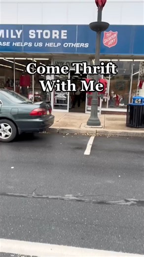 21K views · 282 reactions | This was my Black Friday haul from last year! So fun to share these hauls and memories with you! #thrifted #thriftwithme #blackfridaydeals #julietsfinds #thrifthaul | Juliet’s Finds | Facebook