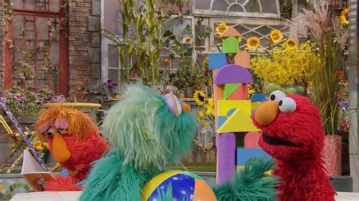 Sesame Street - Beachball Bop Video | PBS KIDS