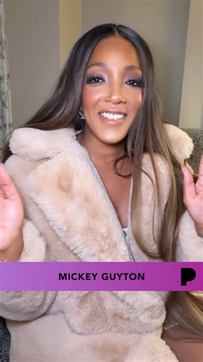 Sharing ‘Feels Like Christmas’ with a Blue Sky Country Christmas Takeover, listen to Mickey Guyton's holiday debut: https://pandora.app.link/JnRkzLPK2Yb | Pandora