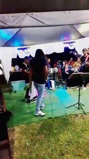 Rockers Sampai Tua: Konser Mi Rx dan XPDC