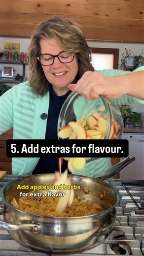 How to Make Perfect Caramelized Onion & Apple Crostini | Onion Tips