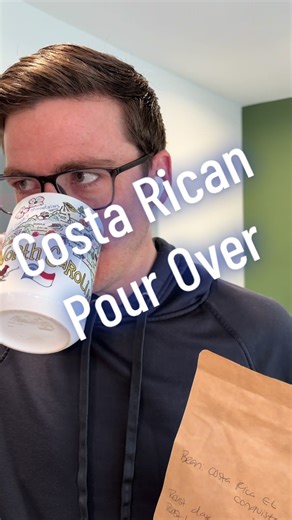 Pour over Costa Rican washed bean #coffee #coffeetiktok #coffeetok #coffeeroaster #coffeeroasting