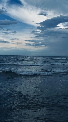 chuchu 𐙚 📖 on Instagram: "🛐🛐🛐"