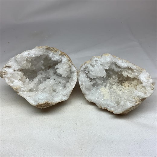 Whole Quartz Geode: 2 Halves Natural Clear White Druzy Crystals 1 Lb 4 Oz #E0793 - Etsy