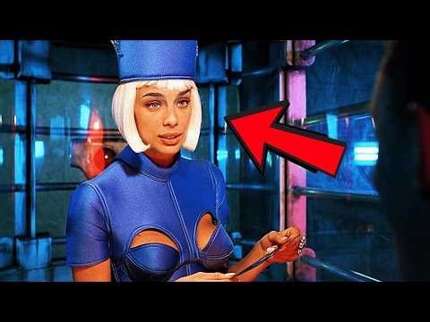 This Photo Is Not Edited, Look Closer At The Fifth Element Blooper