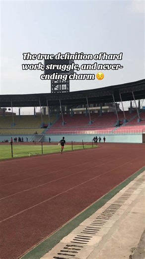 164 reactions · 13 comments | The true definition of hard work, struggle, and never-ending charm  #damakrunner | Saroj Singh | Facebook