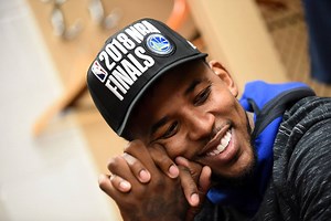 Celebrating Nick Young's birthday with some of his best plays this year 🎈🎉😎 | Golden State Warriors