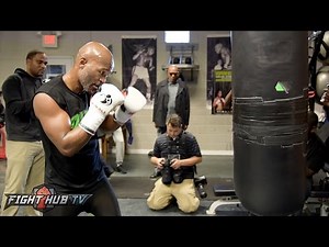 Hopkins vs. Smith - Bernard Hopkins' FULL Heavy Bag Workout