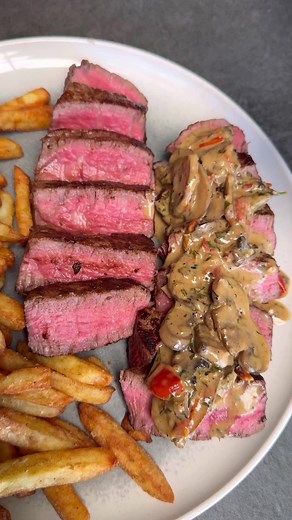 Marry Me Steak 🥩❤️ Valentine’s Day is around the corner and what better way to treat your partner than with a rich, saucy Harvey Beef steak dinner! Whether you want to treat yourself or your partner, this dish is a must-try! Full recipe below ⬇️ - Trim up the Harvey Beef tenderloin and remove any excess silver skin. - Slice in to thick steaks. - Season both sides generously with quality salt flakes. - Add olive oil to a cast iron pan set over high heat. - Sear the steaks for 4 minutes on both s