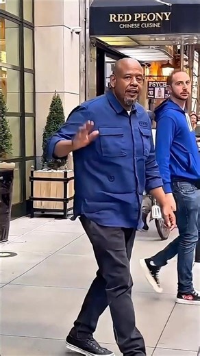 Forest Whitaker going for Shopping with assistant ♥️ #forestwhitaker
