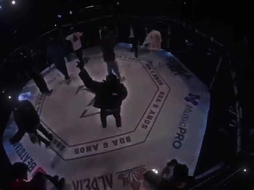 Epic Rap Battle: Magrão Trio vs Apollo Trio