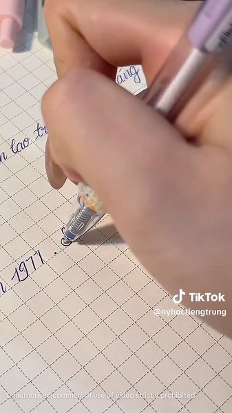 Bút bi Deli: Lựa chọn hoàn hảo cho học tập