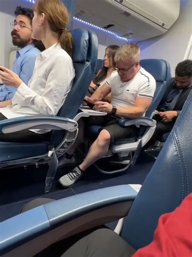 Airplane passengers stick up against rude lady causing scene on plane! 7279568943537245483