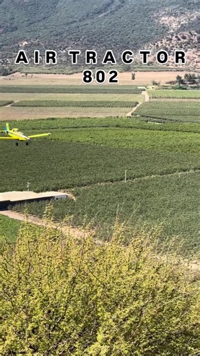 AIR TRACTOR 802 en descarga #brigadistasforestaleschile🌲🇨🇱 #helicopterpilot #helicopterchallenge #bomberosforestales #brigadistas