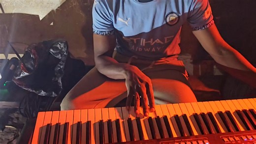 29K views · 1K reactions | Leo de leo chez Dada MUSIQUE  | Tsinguiri officiel | Facebook