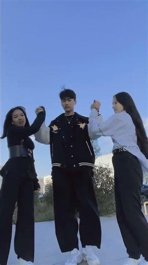Welcome back to OLD BIP house 🏠 #biphouse #kpop #cosplay #dance #btsarmy #edit #bts #duet #couple