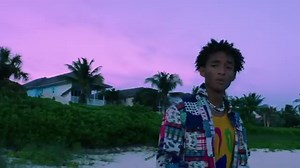 Jaden Smith Hits the Ocean in Dreamy 'Photograph' Video