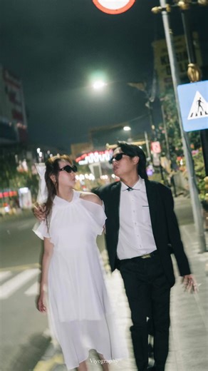 A visual moment of Sherly's pre-wedding & faisal The best moment behind the story @viyography Available in Ponorogo, Madiun, Magetan, Solo, Jogja, Malang #fotograferponorogo #viyography_studio #preweddingponorogo #fotografermadiun #ponorogo24jam